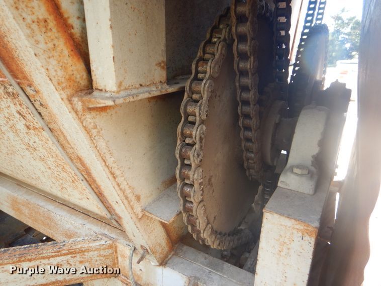 image for item DD4450 1979 Chevrolet Custom Deluxe C70 feed mixer truck