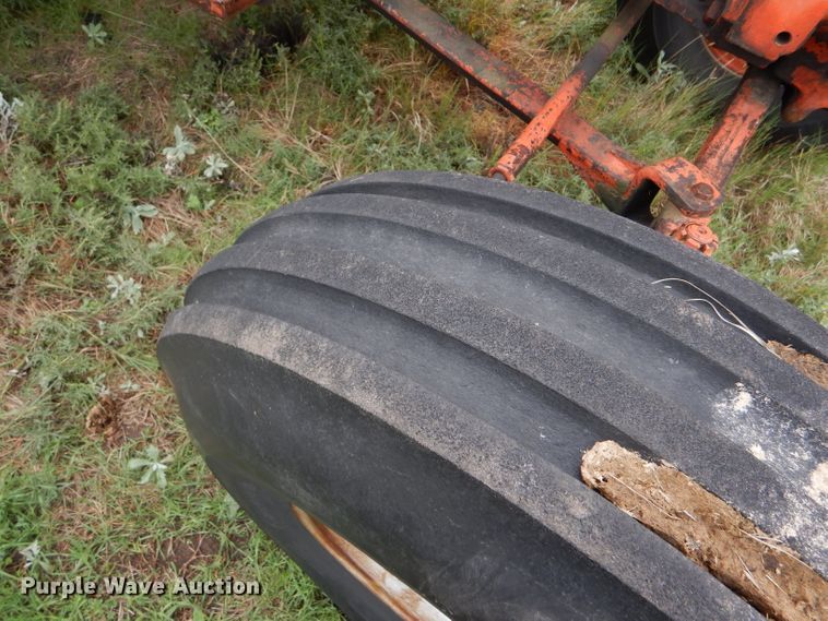 image for item DD4485 1962 Case 930 Comfort King tractor