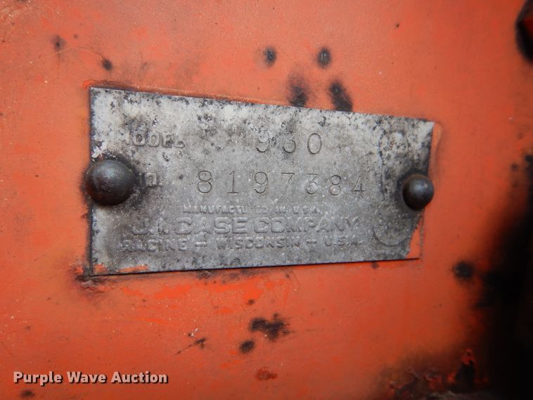 image for item DD4485 1962 Case 930 Comfort King tractor