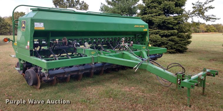image for item DD7111 John Deere 1560 no-till grain drill