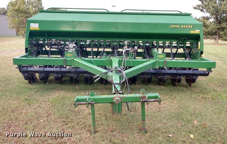 image for item DD7111 John Deere 1560 no-till grain drill