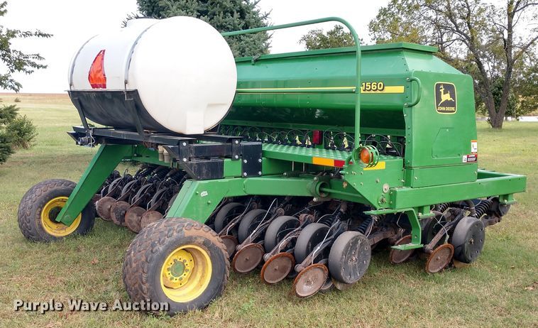 image for item DD7111 John Deere 1560 no-till grain drill