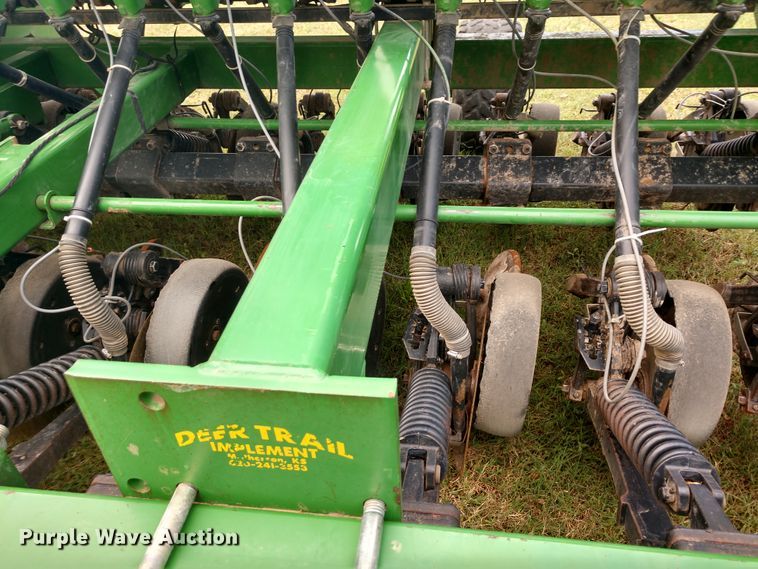 image for item DD7111 John Deere 1560 no-till grain drill