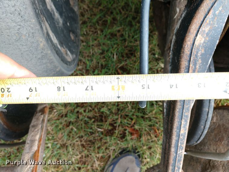 image for item DD7111 John Deere 1560 no-till grain drill