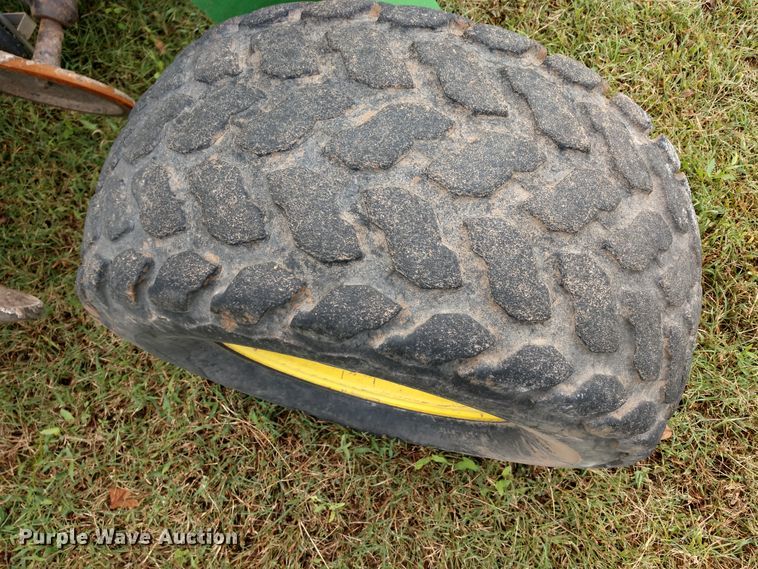 image for item DD7111 John Deere 1560 no-till grain drill