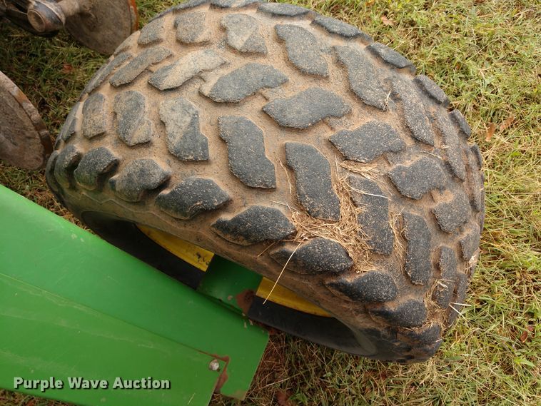 image for item DD7111 John Deere 1560 no-till grain drill