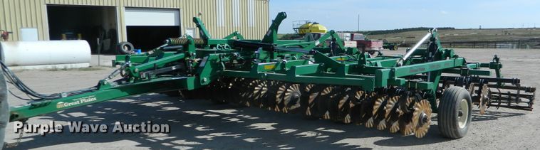 image for item DE4347 Great Plains Turbo Max 2400 vertical tillage
