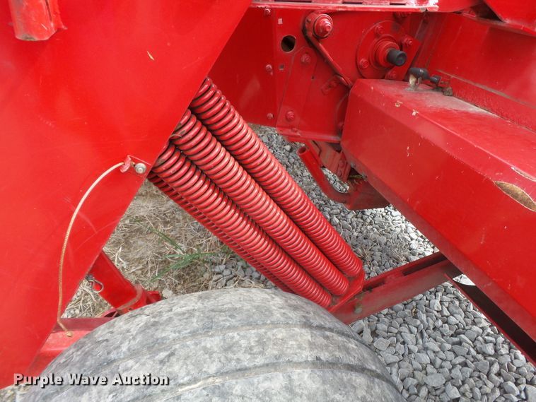 image for item DE8006 2010 Hesston 1476 windrower