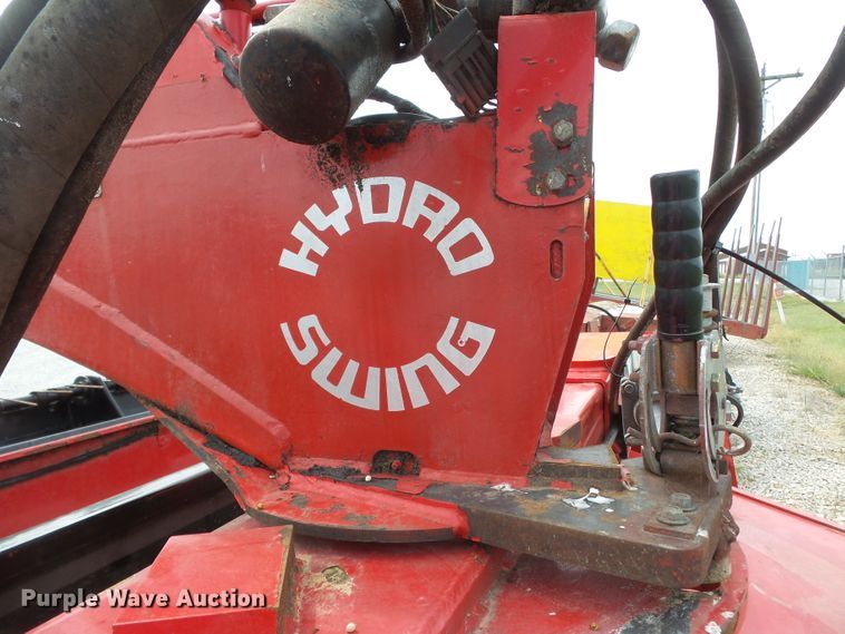 image for item DE8006 2010 Hesston 1476 windrower