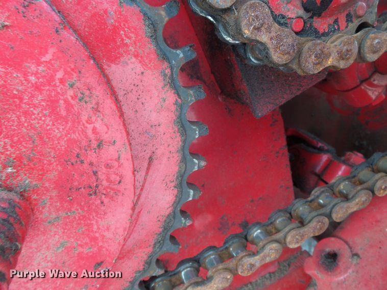 image for item DE8006 2010 Hesston 1476 windrower