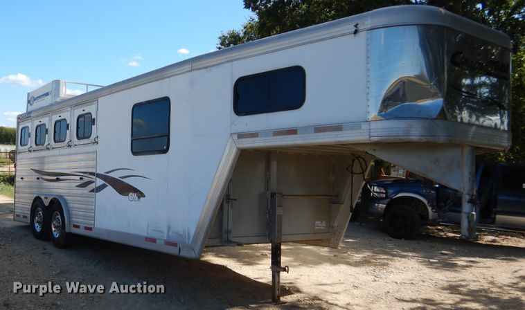 image for item DF2585 2005 Cimarron NS4HG21800260E livestock trailer