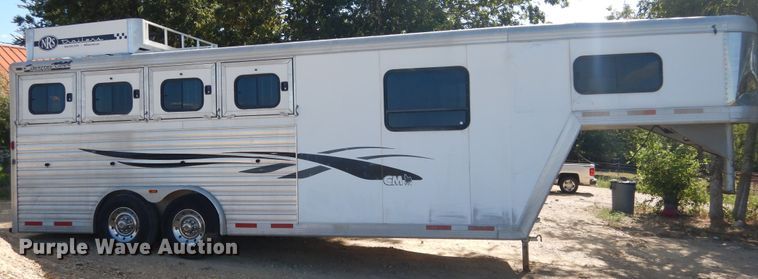 image for item DF2585 2005 Cimarron NS4HG21800260E livestock trailer