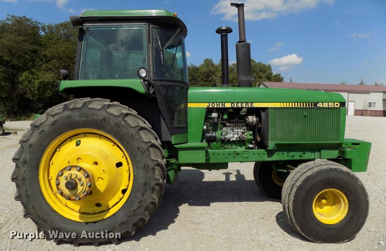 image for item DG2444 1988 John Deere 4850 tractor