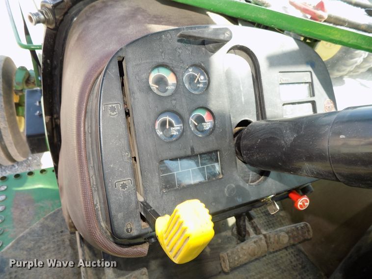 image for item DG2444 1988 John Deere 4850 tractor