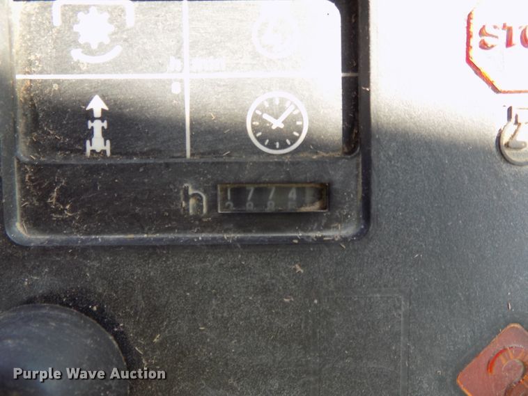 image for item DG2444 1988 John Deere 4850 tractor