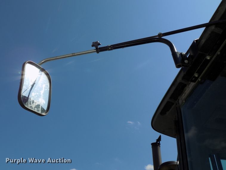 image for item DG2444 1988 John Deere 4850 tractor