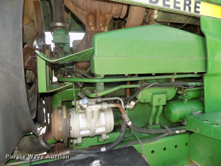 image for item DG2444 1988 John Deere 4850 tractor