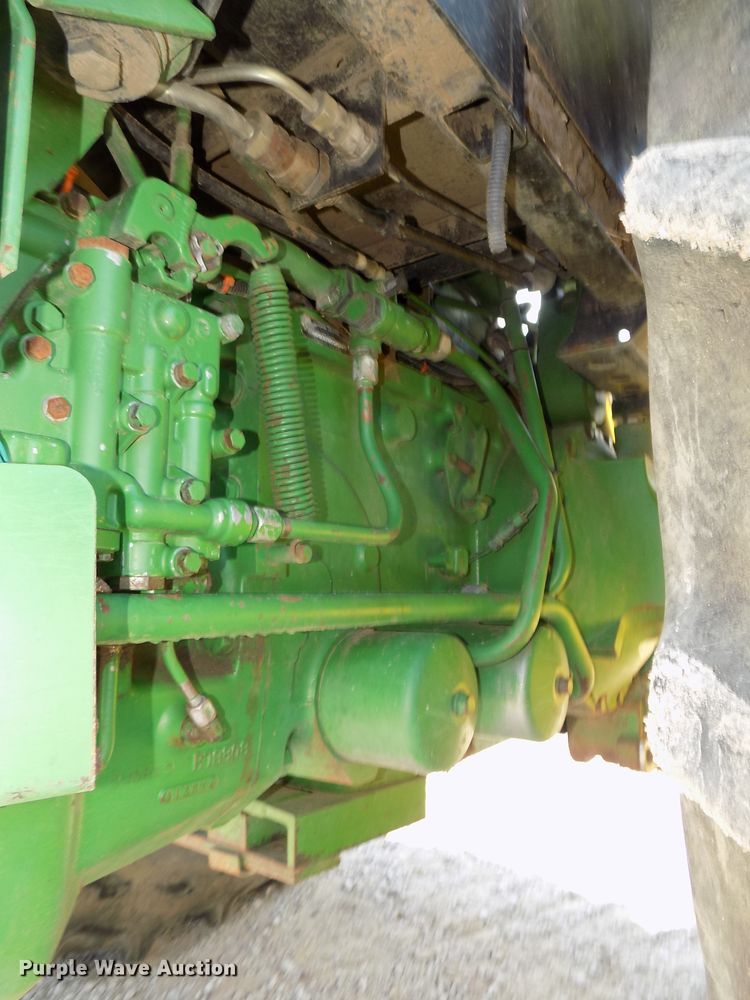 image for item DG2444 1988 John Deere 4850 tractor