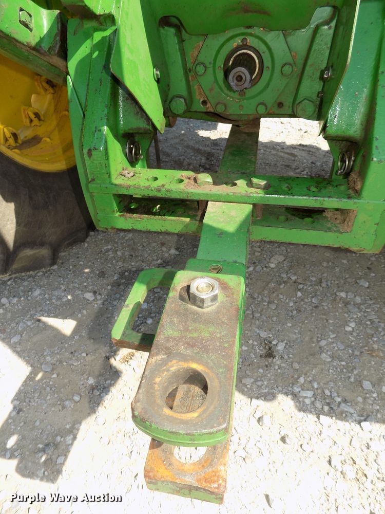 image for item DG2444 1988 John Deere 4850 tractor