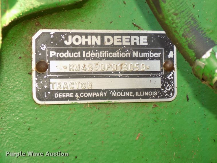 image for item DG2444 1988 John Deere 4850 tractor