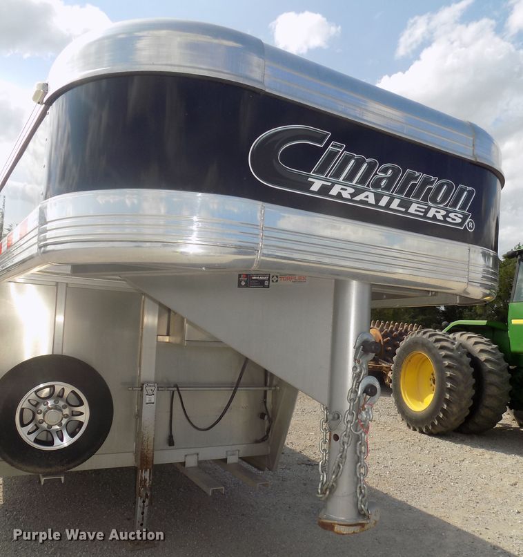 image for item DG2447 2014 Cimarron Showstar livestock trailer