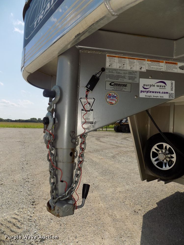 image for item DG2447 2014 Cimarron Showstar livestock trailer