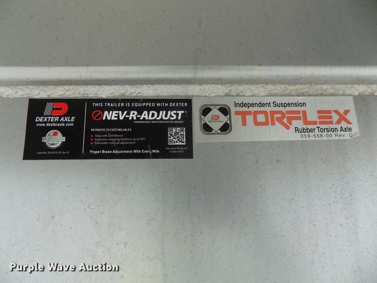 image for item DG2447 2014 Cimarron Showstar livestock trailer