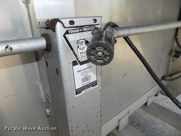 image for item DG2447 2014 Cimarron Showstar livestock trailer