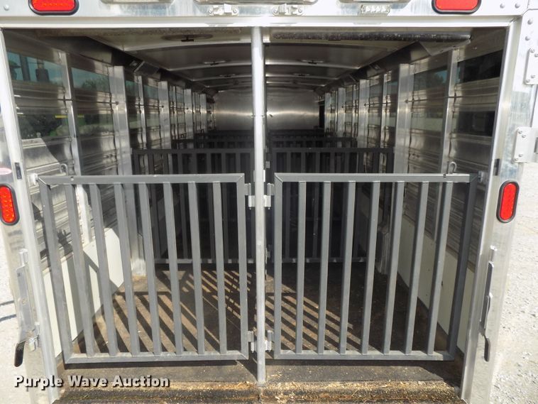 image for item DG2447 2014 Cimarron Showstar livestock trailer