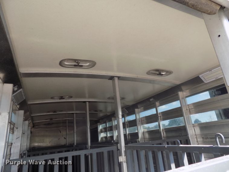 image for item DG2447 2014 Cimarron Showstar livestock trailer