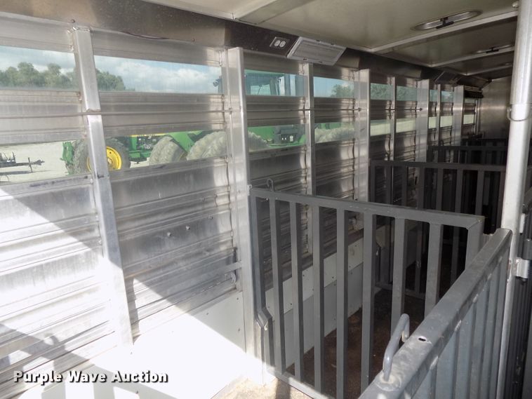 image for item DG2447 2014 Cimarron Showstar livestock trailer
