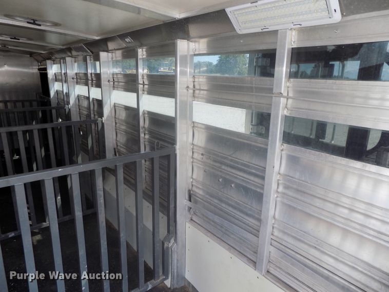 image for item DG2447 2014 Cimarron Showstar livestock trailer