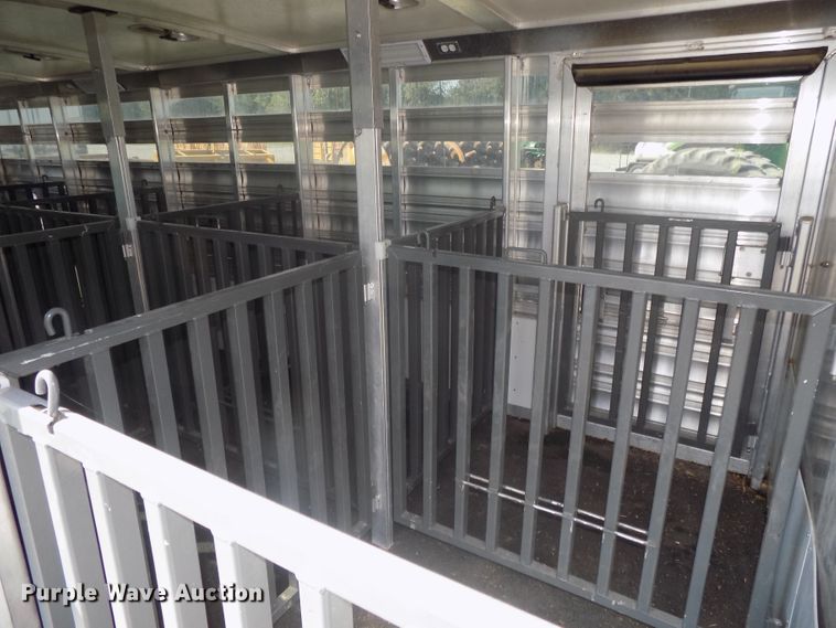 image for item DG2447 2014 Cimarron Showstar livestock trailer