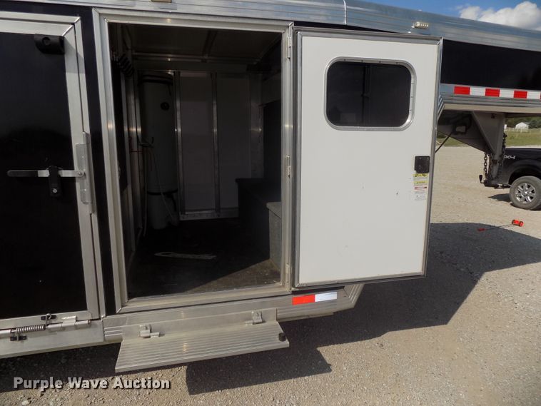 image for item DG2447 2014 Cimarron Showstar livestock trailer