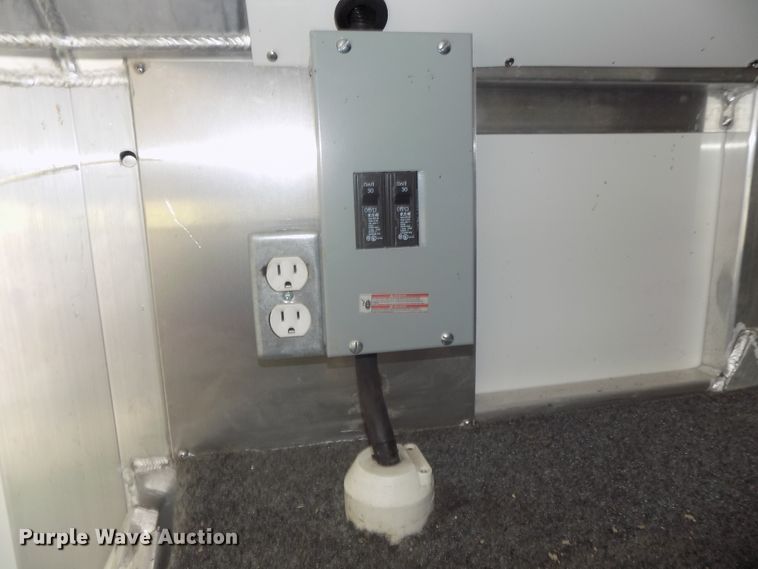 image for item DG2447 2014 Cimarron Showstar livestock trailer