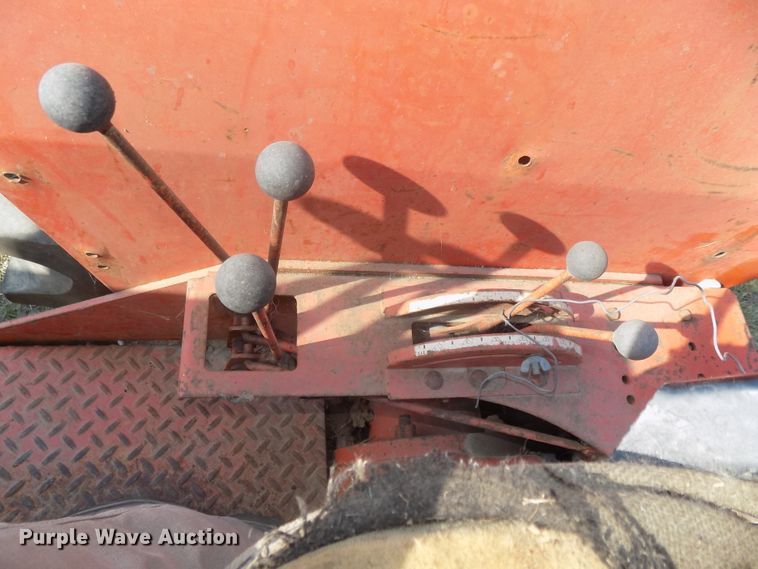 image for item DG2448 1968 Allis Chalmers One-Eighty tractor