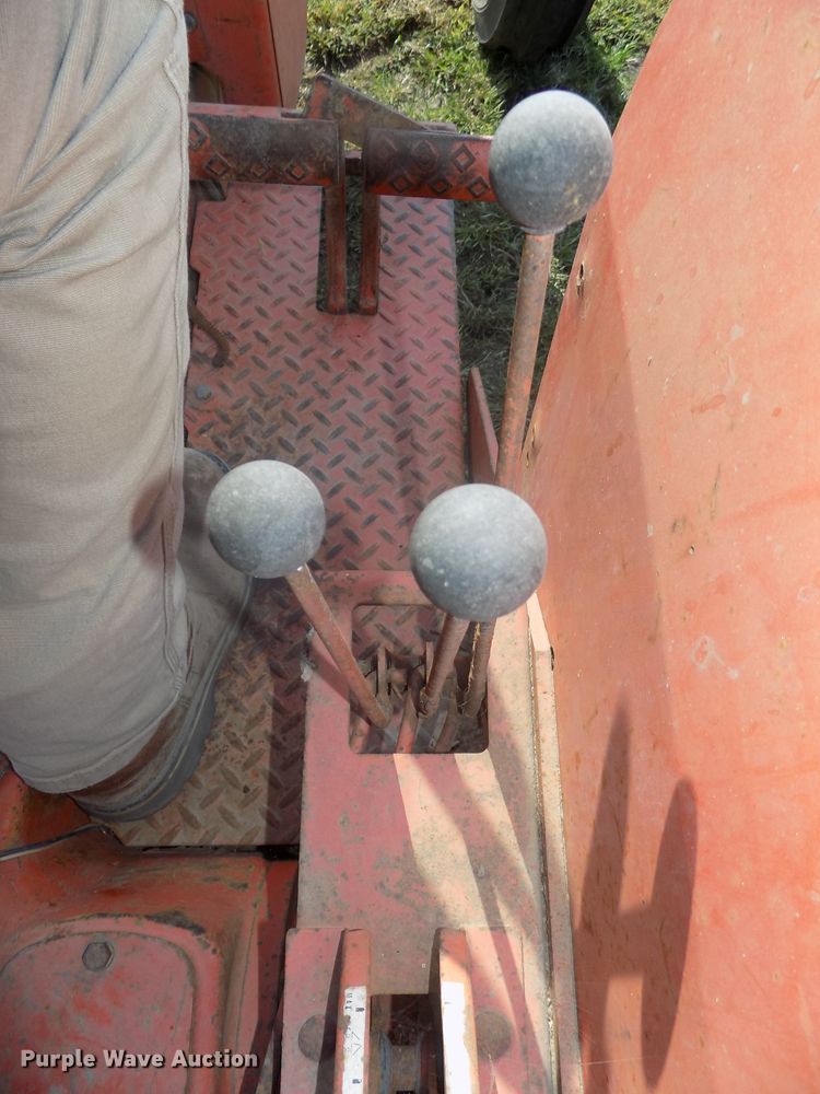 image for item DG2448 1968 Allis Chalmers One-Eighty tractor