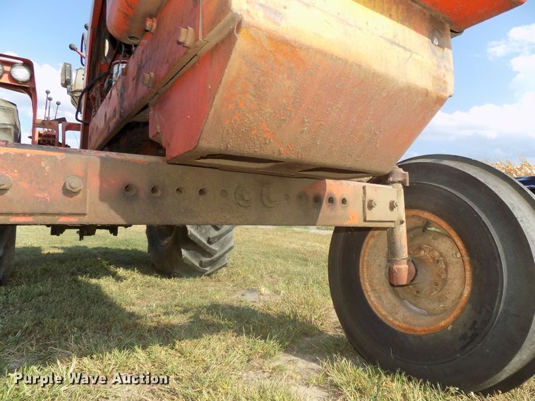 image for item DG2448 1968 Allis Chalmers One-Eighty tractor