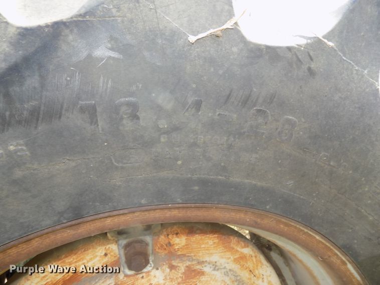 image for item DG2448 1968 Allis Chalmers One-Eighty tractor