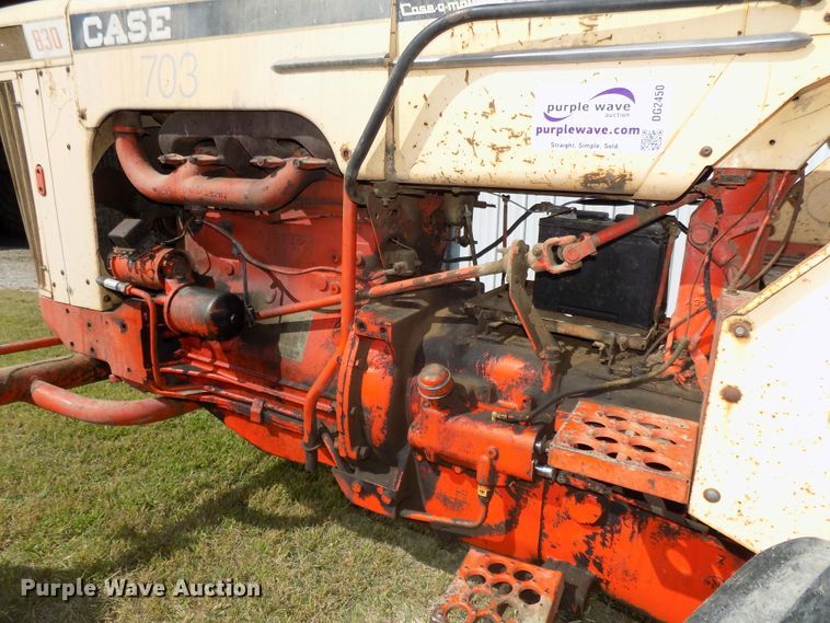 image for item DG2450 1967 Case 831C Comfort King tractor