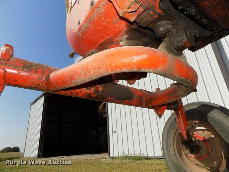 image for item DG2450 1967 Case 831C Comfort King tractor