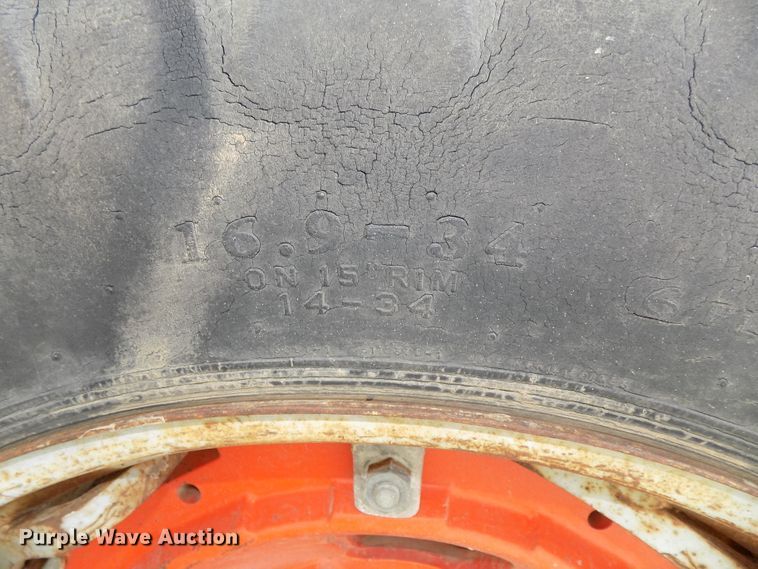 image for item DG2450 1967 Case 831C Comfort King tractor