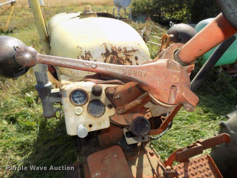 image for item DG2451 Case 400 tractor