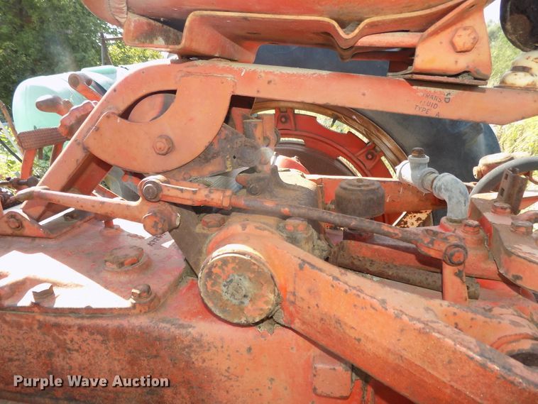 image for item DG2451 Case 400 tractor