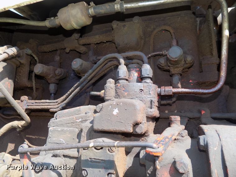 image for item DG2451 Case 400 tractor