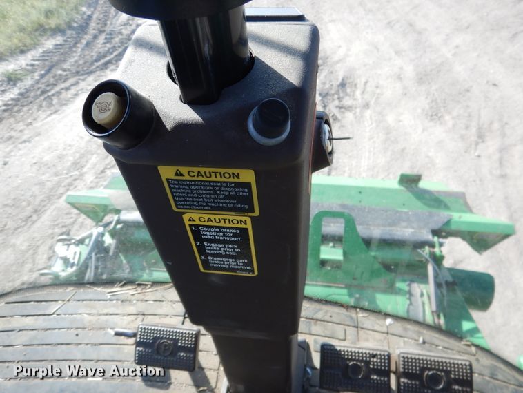 image for item DG5845 2005 John Deere 9760 STS combine