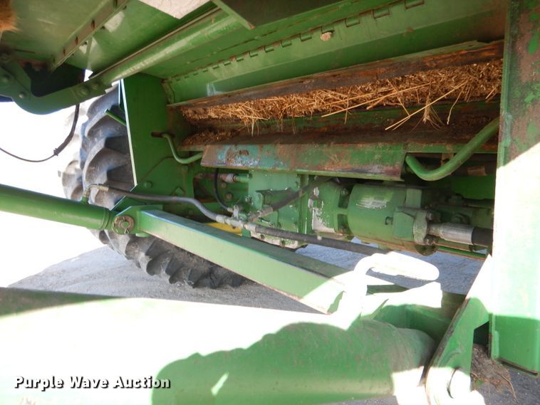 image for item DG5845 2005 John Deere 9760 STS combine