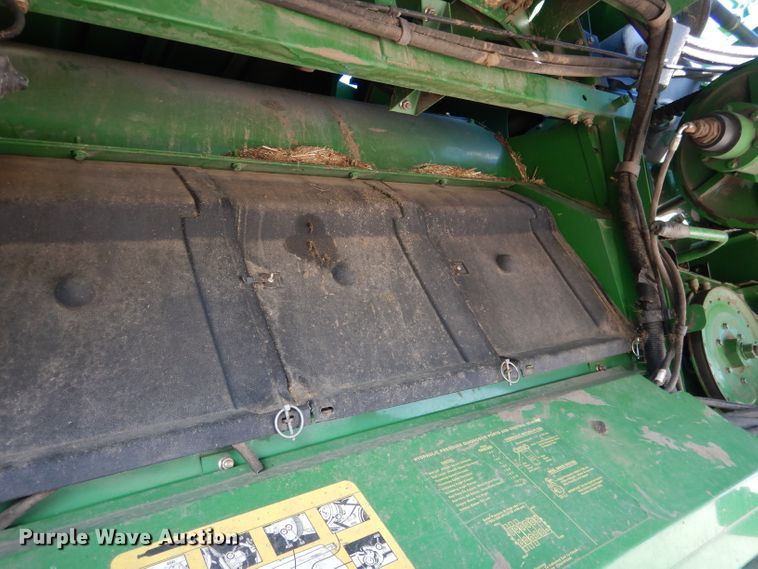 image for item DG5845 2005 John Deere 9760 STS combine