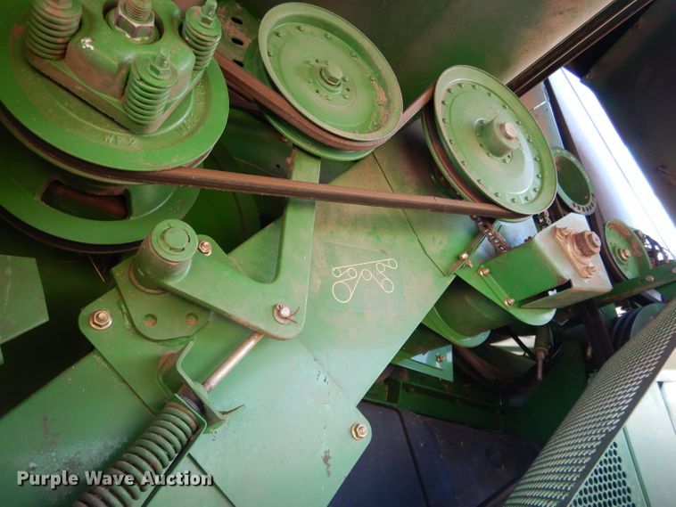 image for item DG5845 2005 John Deere 9760 STS combine