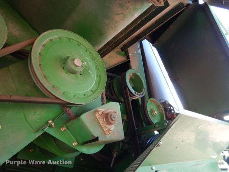 image for item DG5845 2005 John Deere 9760 STS combine